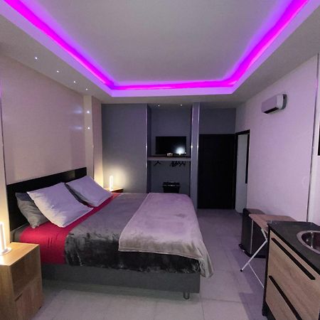 Hostal 170 Room 16 Service Appartement Le Tampon Extérieur photo